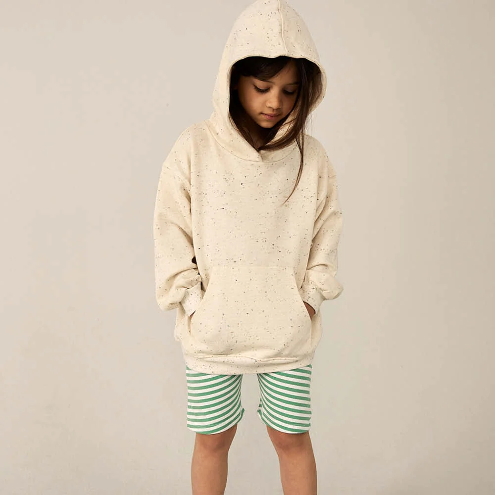 Sweatshorts in bright green/off-white – Bild 4