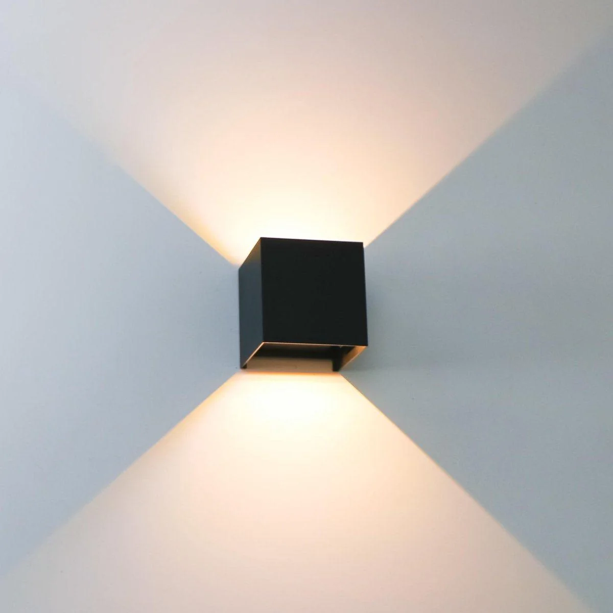 LED Außen-Wandleuchte schwarz 6 Watt warmweiß IP65 Up-Down - LED's Light