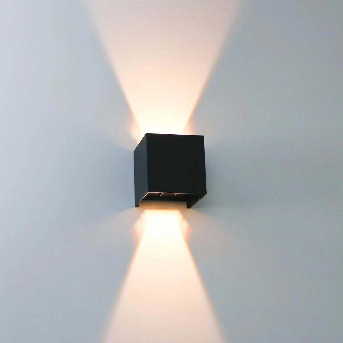 LED Außen-Wandleuchte schwarz 6 Watt warmweiß IP65 Up-Down - LED's Light – Bild 4